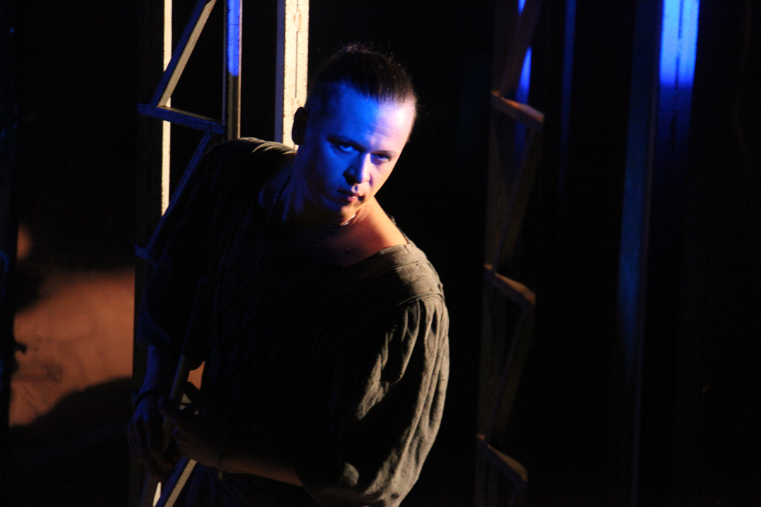 30 сентября Антон Белов завершающий раз играет роль Ромео!